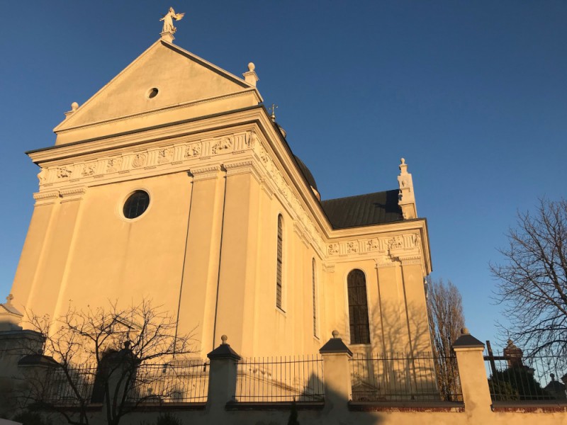 Żółkiew (Ukraina) - prace ratunkowo-konserwatorskie kolegiaty św. Wawrzyńca w Żółkwi, Instytut POLONIKA